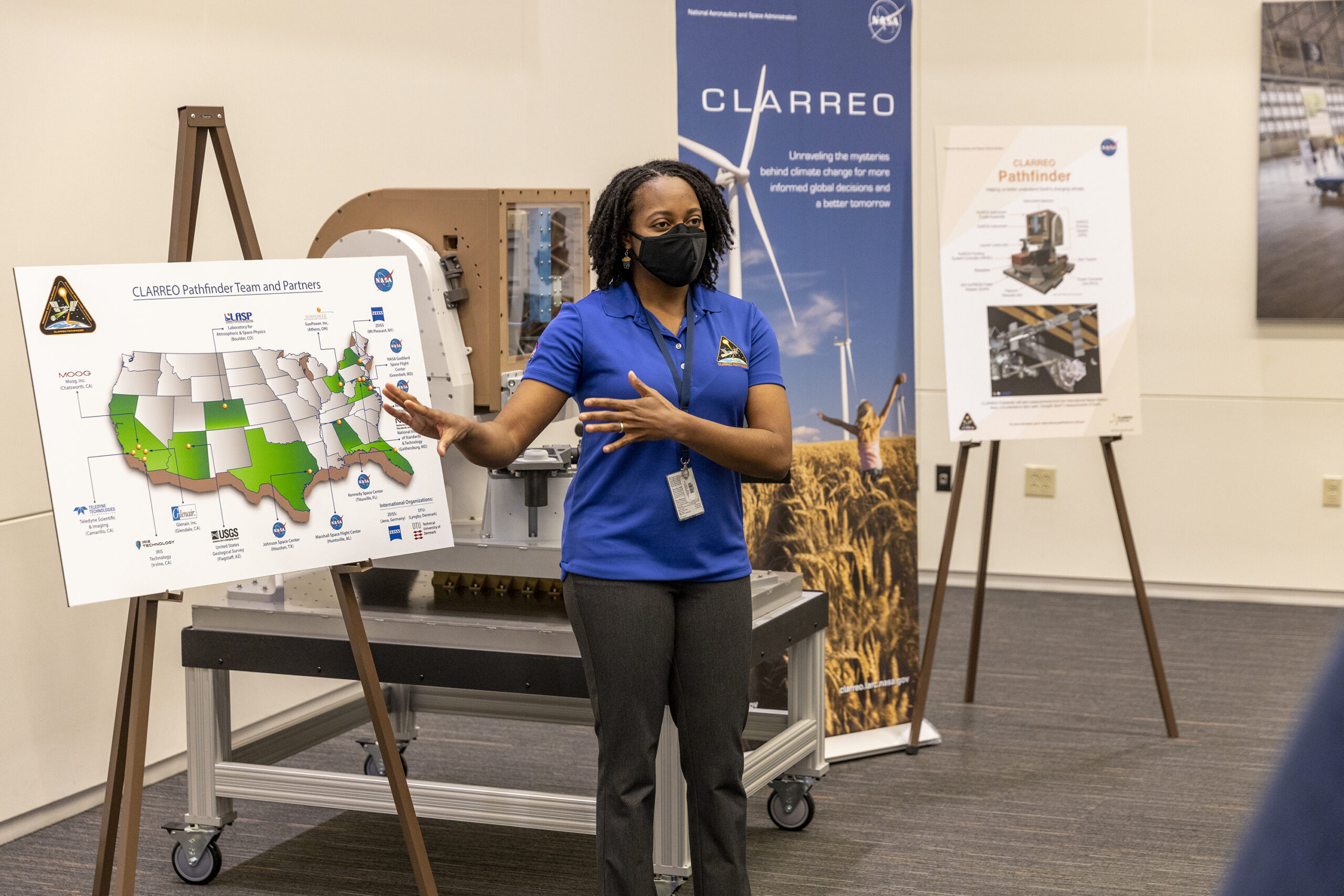 Yolanda Shea & Gary Fleming share the importance of CLARREO Pathfinder with Bill Nelson, NASA Administrator, and members of Congress during their visit to NASA Langley. (Photo credit: NASA/David C. Bowman)